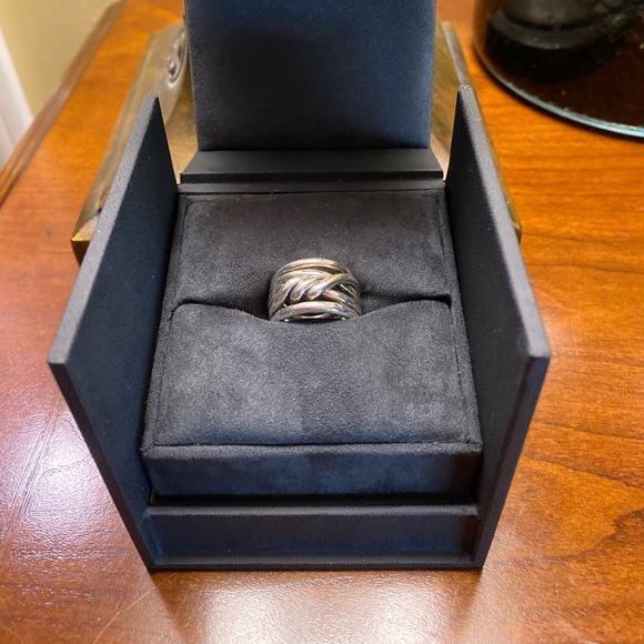 David Yurman Continuance Ring with Knot - Picture 3 of 3